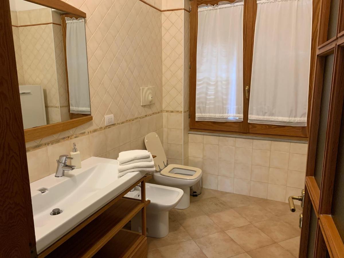 Arega B&B Villasimius Bagian luar foto