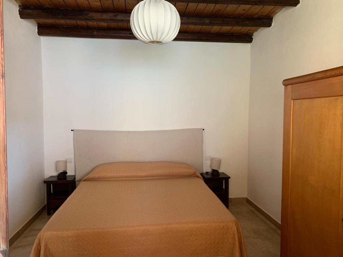 Arega B&B Villasimius Bagian luar foto