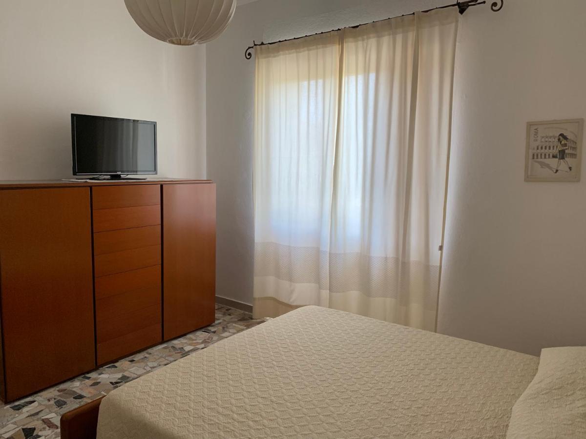 Arega B&B Villasimius Bagian luar foto